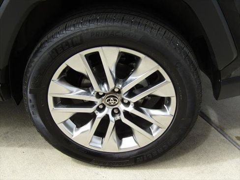 Certified 2021 Toyota RAV4 XLE Premium image 10