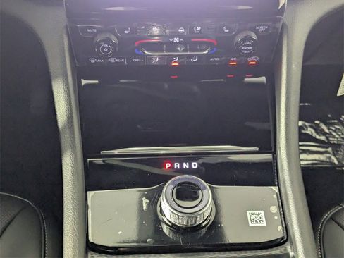 New 2025 Jeep Grand Cherokee Limited w/ Luxury Tech Group II image 20