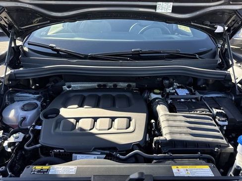 New 2026 Volkswagen Tiguan SE R-Line FWD image 23