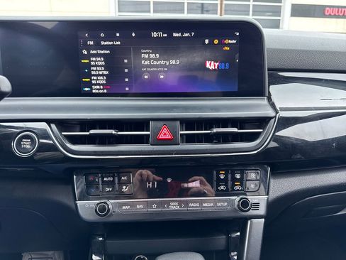 Certified 2024 Kia Seltos X-Line image 19