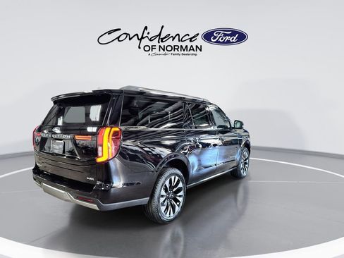 New 2026 Ford Expedition Max Platinum w/ Driver's Package image 9