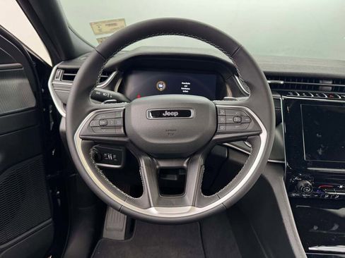 New 2025 Jeep Grand Cherokee L Laredo w/ Trailer Tow Package image 20