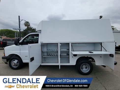 New 2026 Chevrolet Express 3500 w/ Power Convenience Package RWD image 15