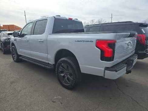Used 2025 Ford F150 Lightning Flash image 5