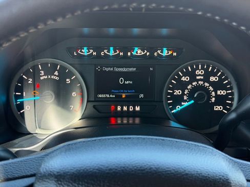 Used 2020 Ford F150 XLT w/ Equipment Group 302A Luxury image 12