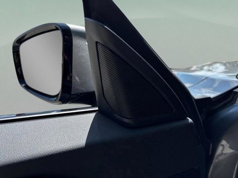 Used 2025 BMW 230i xDrive Coupe w/ Premium Package image 33