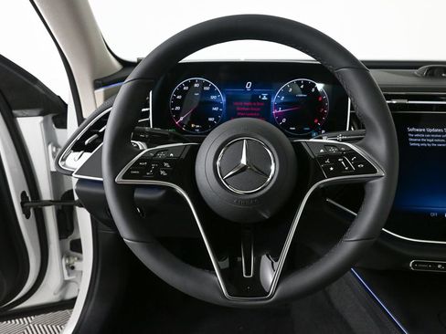 New 2026 Mercedes-Benz E 450 4MATIC Sedan image 2