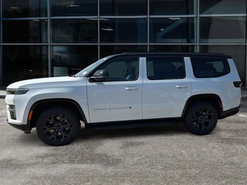 New 2026 Jeep Grand Wagoneer 4WD image 4