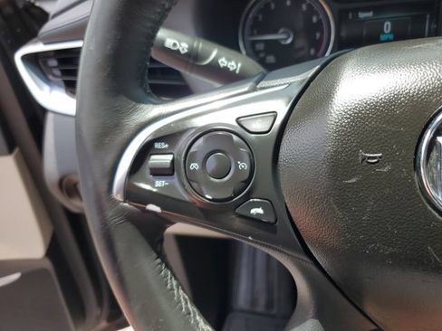 Used 2018 Buick Enclave Essence FWD image 27