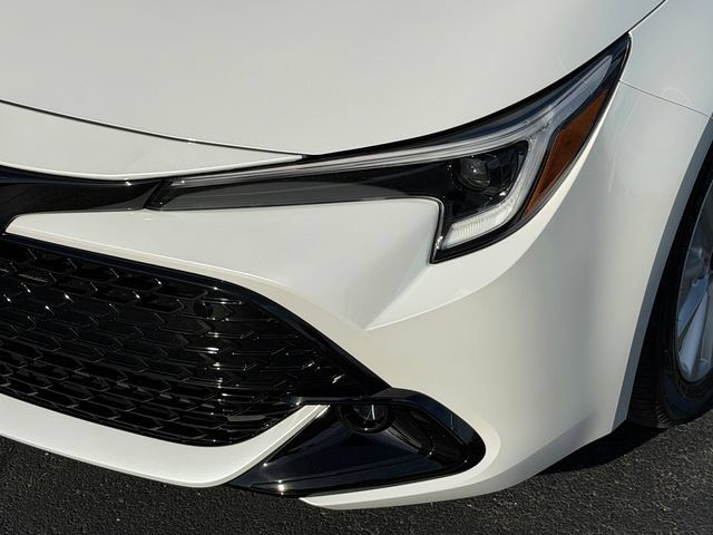 Certified 2025 Toyota Corolla SE w/ SE Package FWD image 10