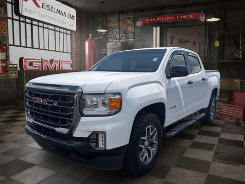 Certified 2022 GMC Canyon AT4 w/ Trailering Package AWD/4WD image 1
