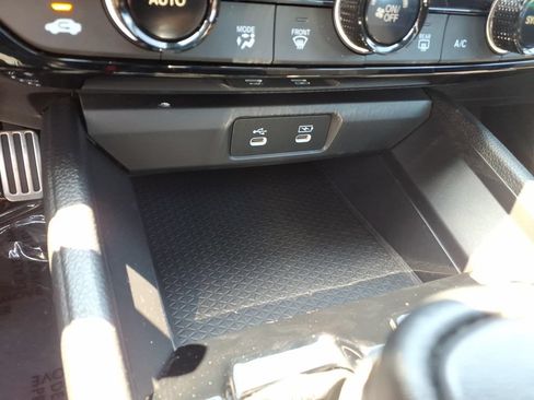 Used 2024 Honda Accord Sport image 19