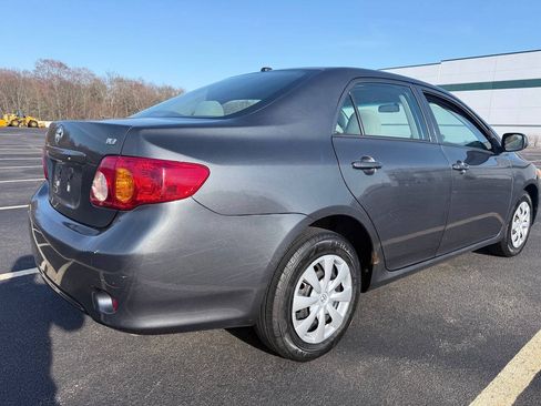 Used 2010 Toyota Corolla LE w/ All Weather Guard Pkg FWD image 6