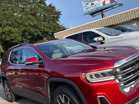 Used 2021 GMC Acadia SLE w/ Driver Convenience Package FWD image 1