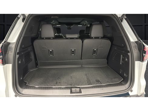 Used 2024 GMC Acadia Denali AWD/4WD image 27