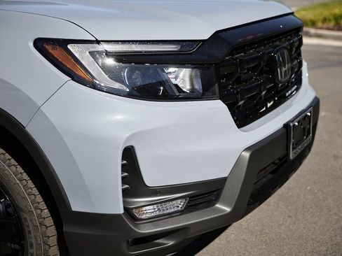 New 2026 Honda Ridgeline Black Edition image 18