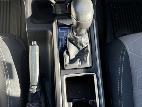 Certified 2021 Toyota Tacoma SR5 image 23