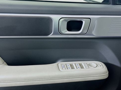 Used 2025 Hyundai Santa Fe SEL image 15