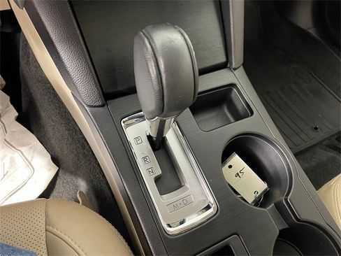 Used 2015 Subaru Legacy 2.5i Limited image 11