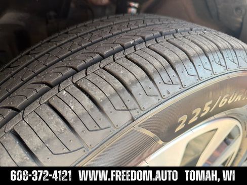 Used 2023 Subaru Outback Touring XT AWD/4WD image 28