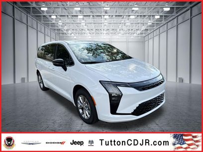 New 2027 Chrysler Pacifica Select