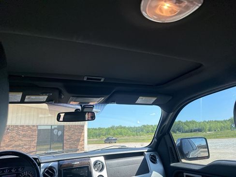 Used 2014 Ford F150 Platinum image 11