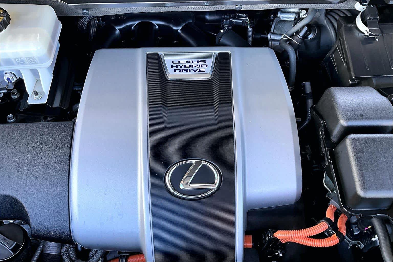 Used 2019 Lexus RX 450hL Premium w/ Premium Package AWD/4WD image 32