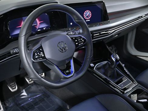 Used 2024 Volkswagen Golf R image 14