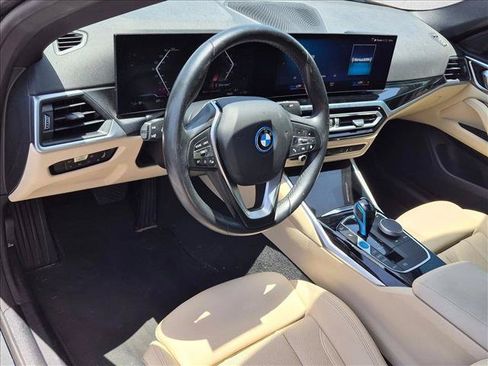 Used 2023 BMW i4 eDrive40 RWD image 2