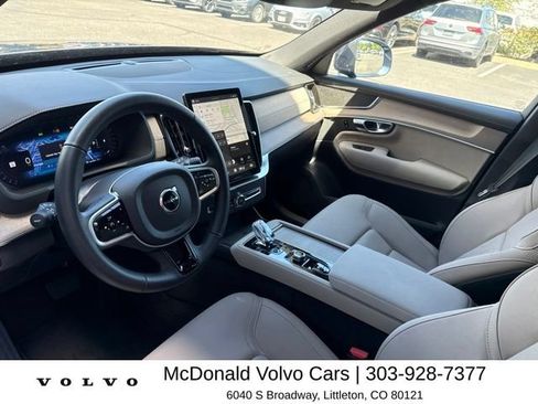 Used 2026 Volvo XC90 B6 Core AWD/4WD image 9