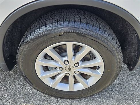 Used 2023 Dodge Durango SXT image 7