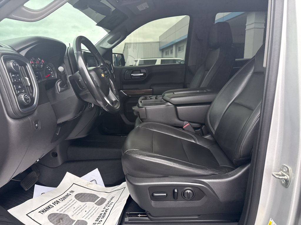 Used 2020 Chevrolet Silverado 1500 LT w/ All-Star Edition AWD/4WD image 11