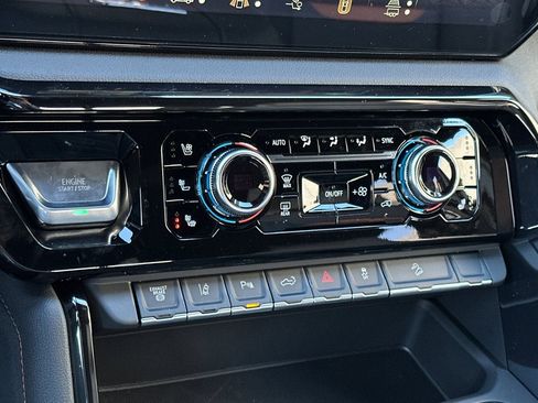 New 2026 GMC Sierra 3500 AT4 w/ AT4 Premium Plus Package image 17