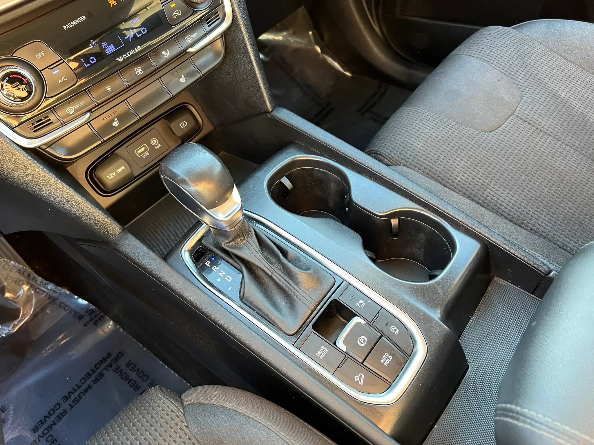 Used 2019 Hyundai Santa Fe SEL AWD/4WD image 18