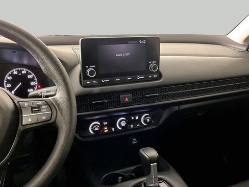 Used 2023 Honda HR-V LX image 7