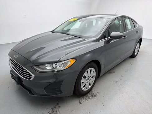 Used 2019 Ford Fusion S image 5