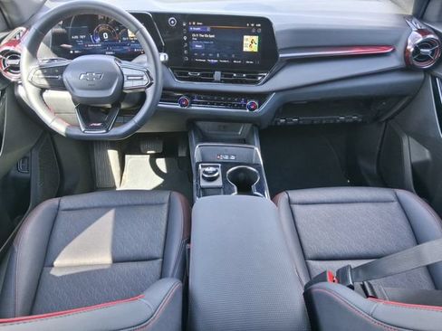 Used 2025 Chevrolet Equinox RS w/ Safety and Technology Package FWD image 9