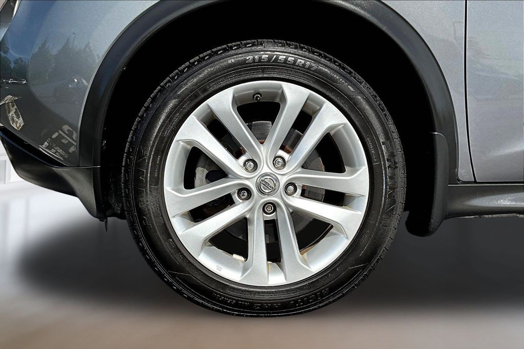 Used 2014 Nissan Juke SV w/ Navigation Package AWD/4WD image 30