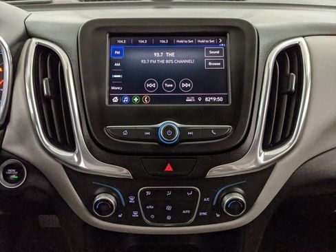 Used 2020 Chevrolet Equinox LT FWD image 8