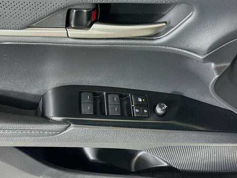 Used 2025 Toyota Camry XSE FWD image 14