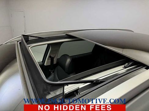 Used 2022 Hyundai Santa Fe Limited AWD/4WD image 11