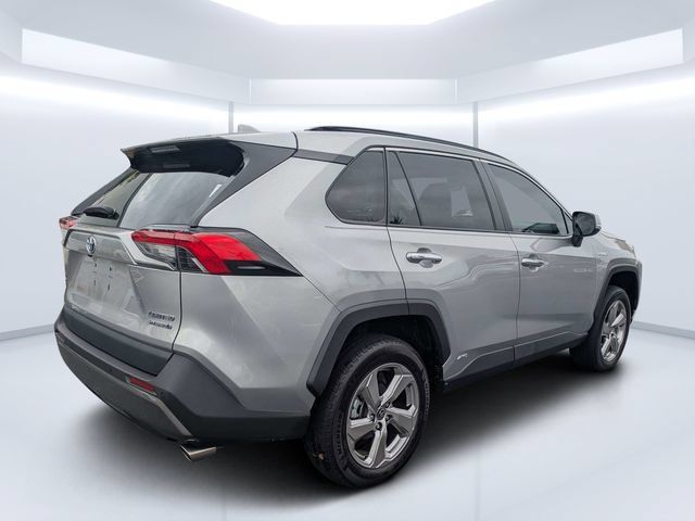 Used 2021 Toyota RAV4 Limited w/ Limited Grade Weather Package AWD/4WD image 3