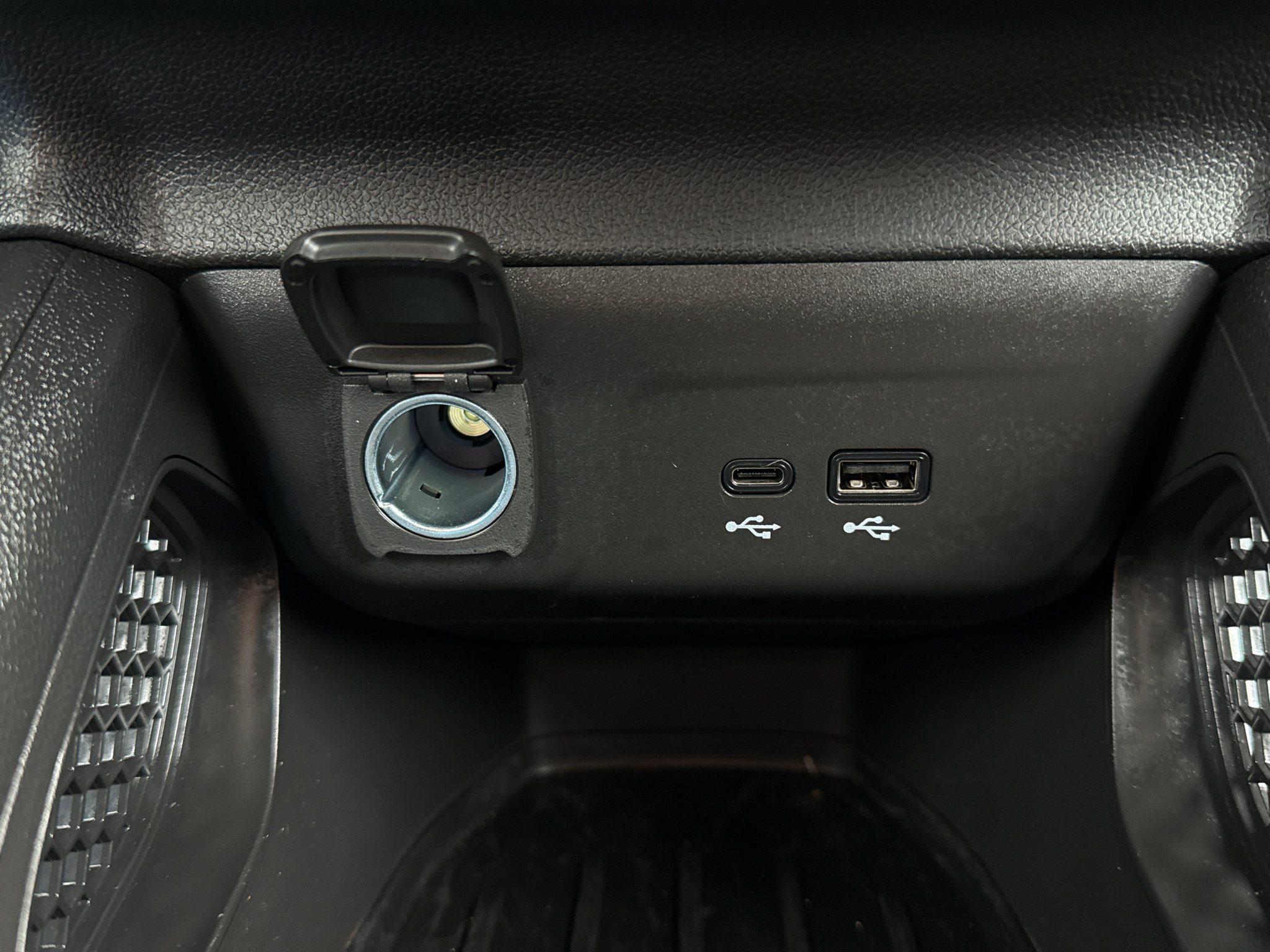 New 2026 Chevrolet TrailBlazer LT FWD image 23