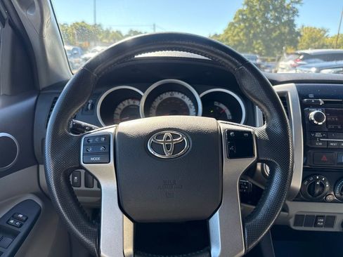 Used 2012 Toyota Tacoma 4x4 Double Cab image 21