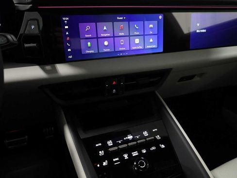 New 2025 Porsche Macan Turbo Electric image 31