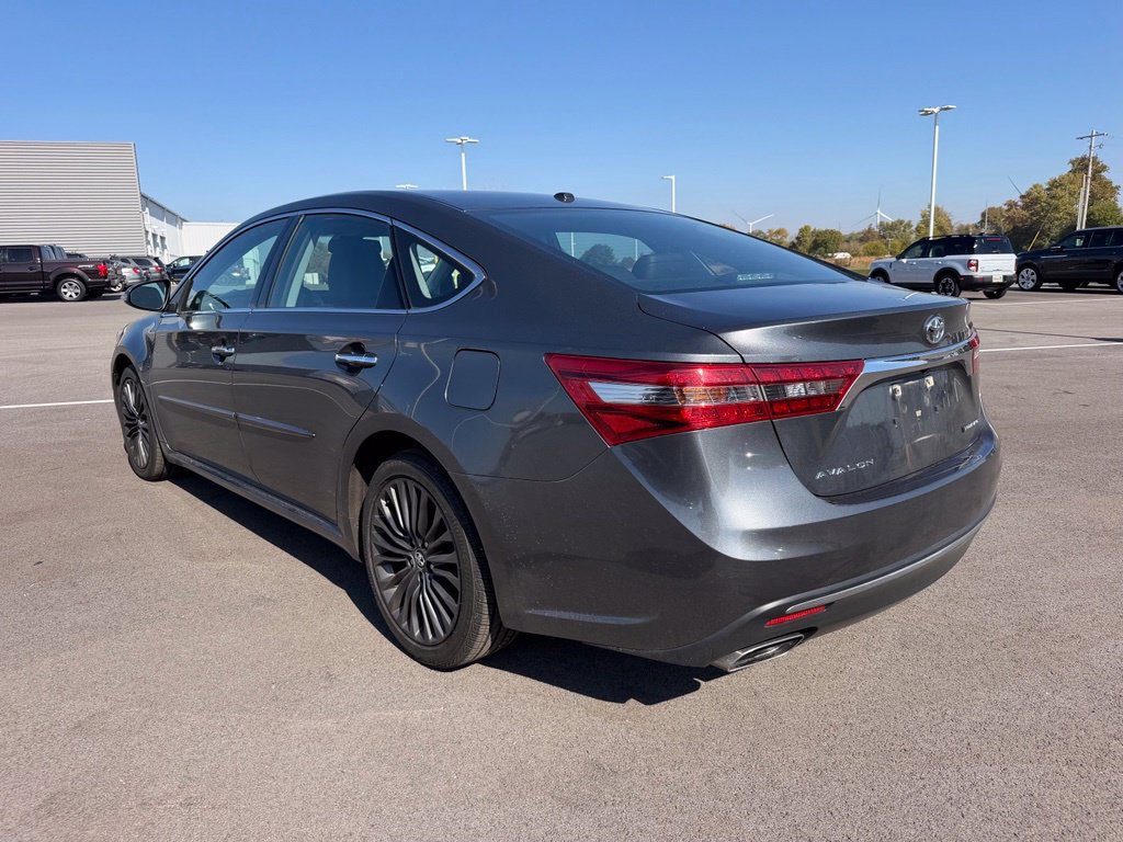 Used 2017 Toyota Avalon Touring FWD image 8