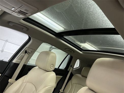 Certified 2020 Buick Envision Premium w/ Driver Confidence Package image 19