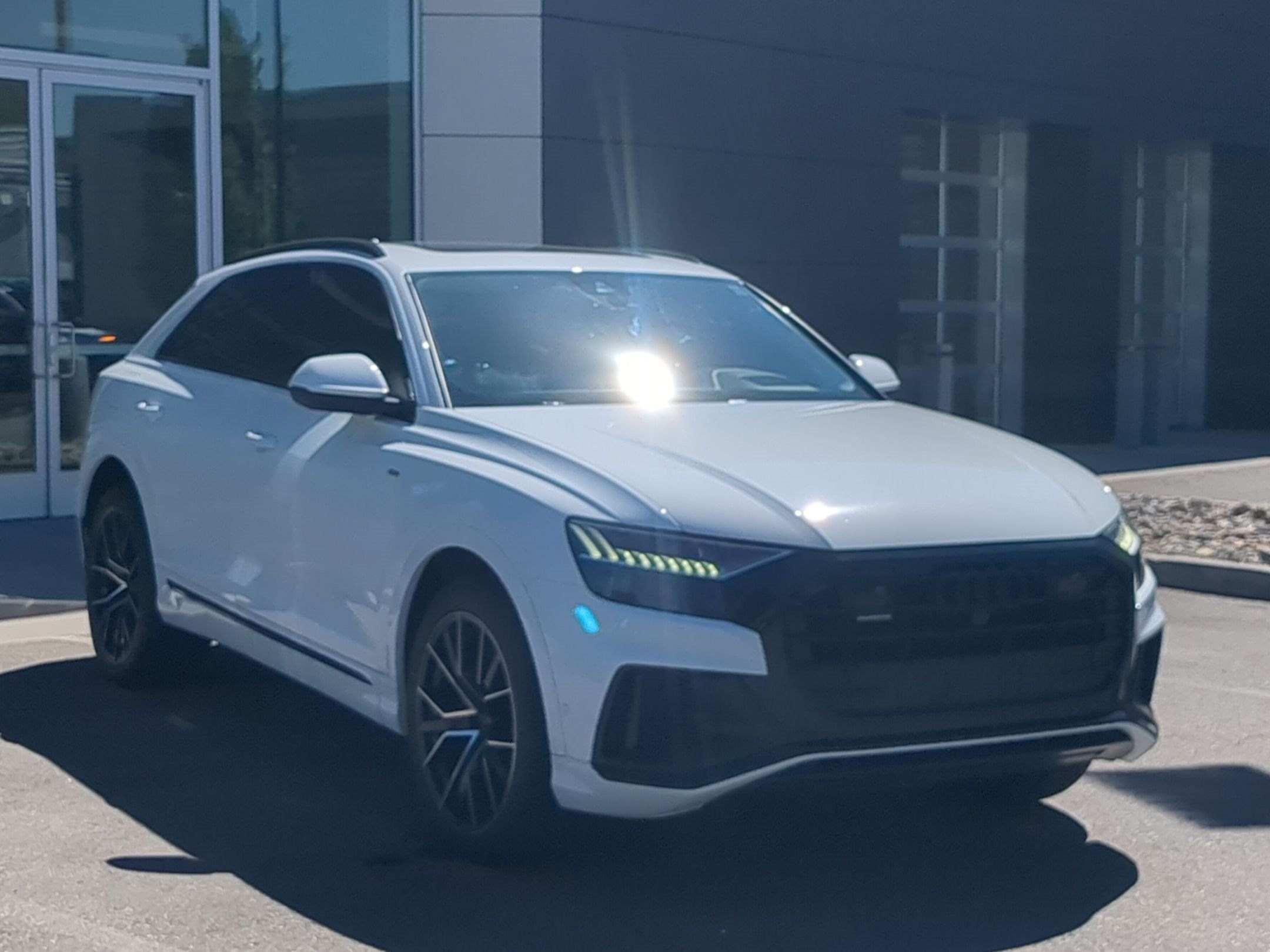 Used 2021 Audi Q8 Prestige AWD/4WD image 3