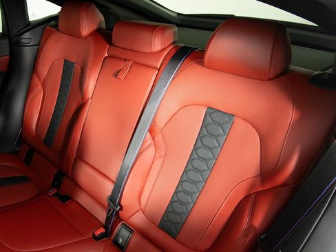 Used 2025 BMW X6 M Competition w/ Executive Package AWD/4WD image 46