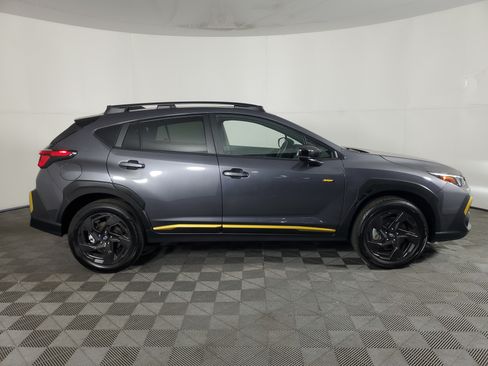 Used 2025 Subaru Crosstrek 2.5i Sport AWD/4WD image 3